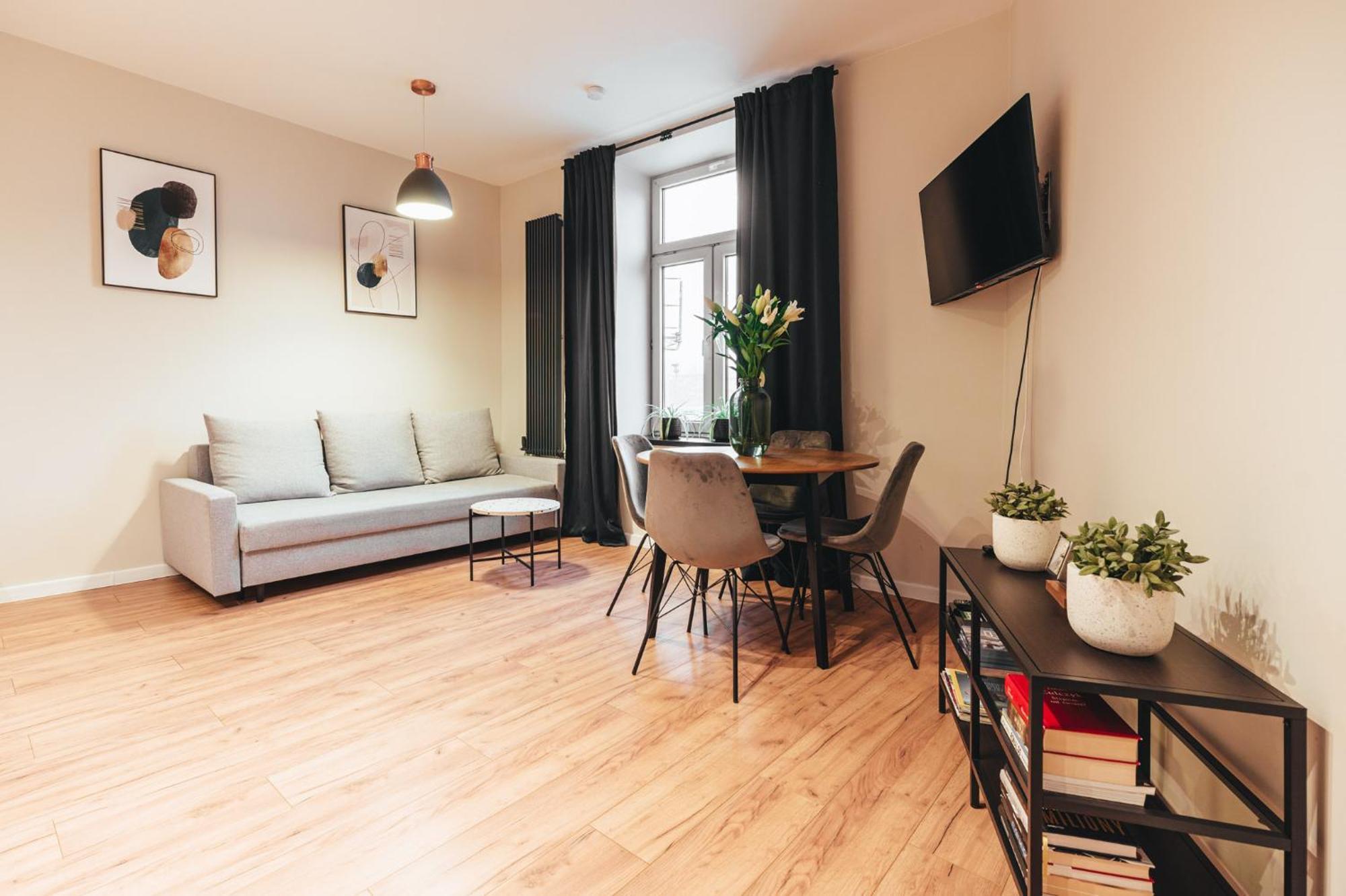 Stylowy Loft W Kamienicy Przy Dworcu Pkp * Радом
